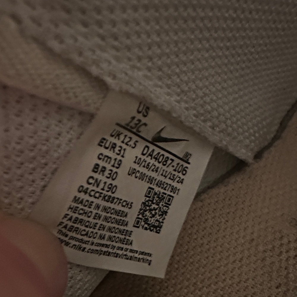 Nike Kids High-Top Sneakers - worn apx 5x, Cream and Pink - Picture 8 of 8